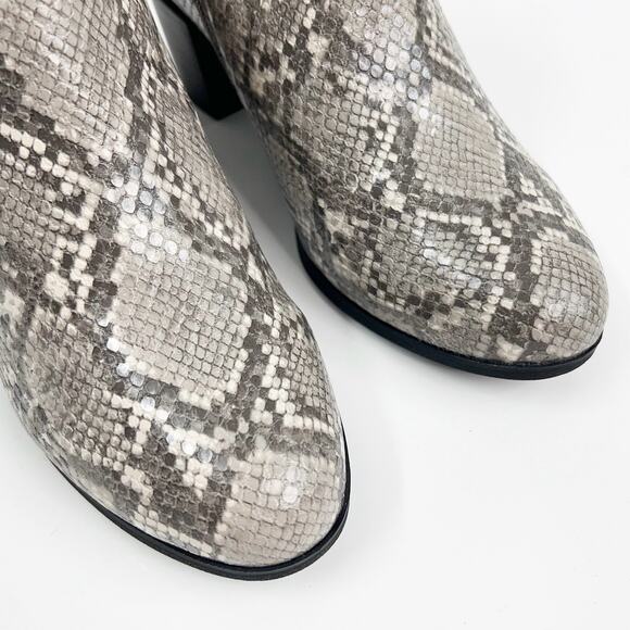 CLOUDWALKERS Ankle Booties Python Snakeskin Cushioned Black Gray Women's Size 8W - Picture 2 of 12